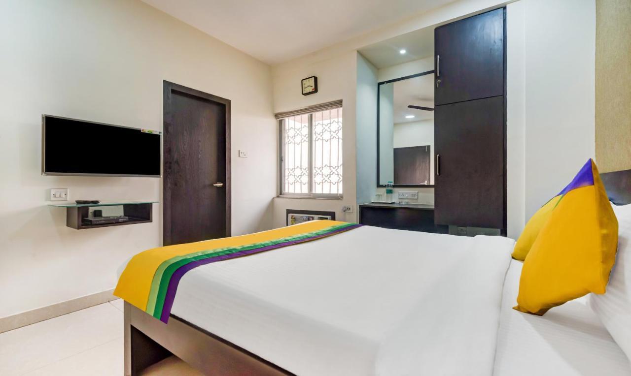 Itsy Hotels Neeranand Plaza Calcutá Exterior foto